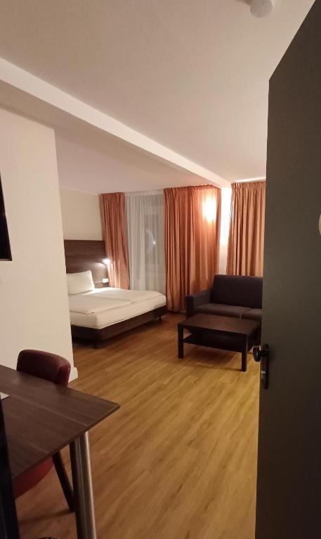 Hotel Ariana Koeln Buitenkant foto